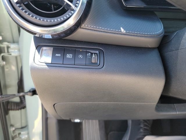 Certified 2025 Chevrolet Equinox LT image 12