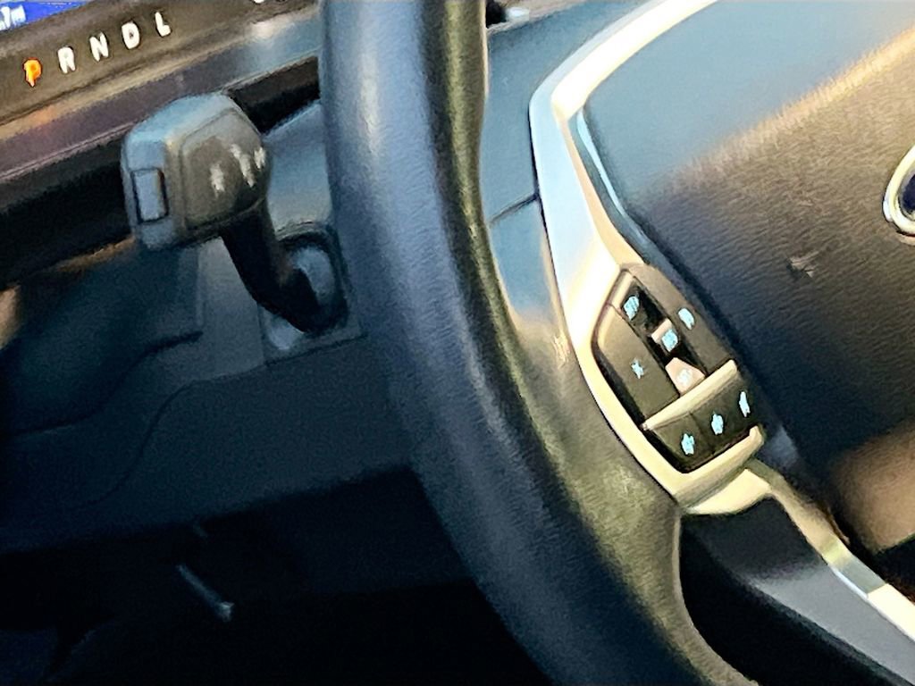 Used 2022 Ford Explorer XLT image 10