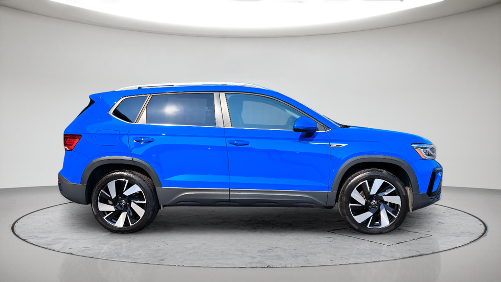 Used 2024 Volkswagen Taos SEL AWD/4WD image 18