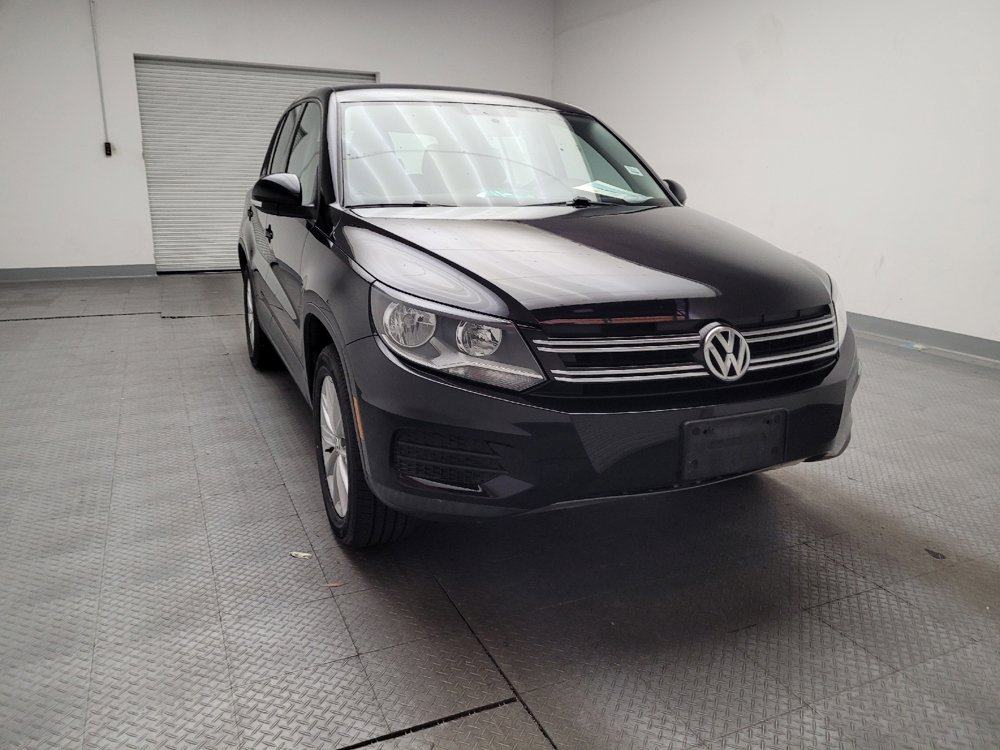 Used 2017 Volkswagen Tiguan Limited w/ Alloy Wheels Package image 14
