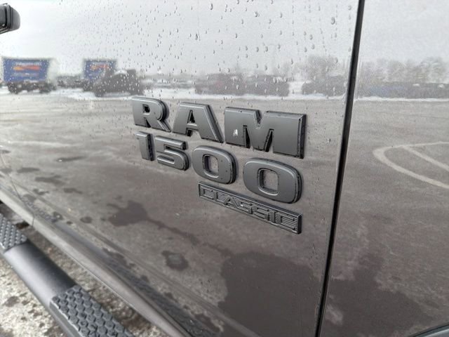 Used 2023 RAM 1500 Classic Warlock w/ Trailer Tow Group image 4