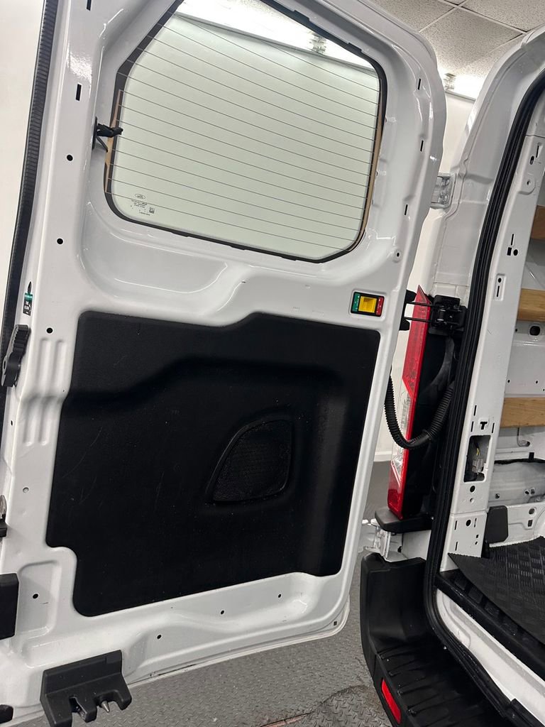Used 2023 Ford Transit 250 Low Roof AWD w/ Exterior Upgrade Package image 18