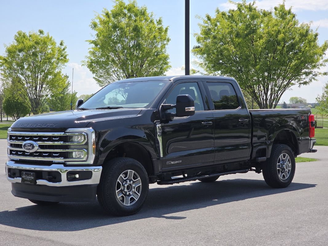 Used 2025 Ford F350 Lariat w/ Camper Package AWD/4WD image 4