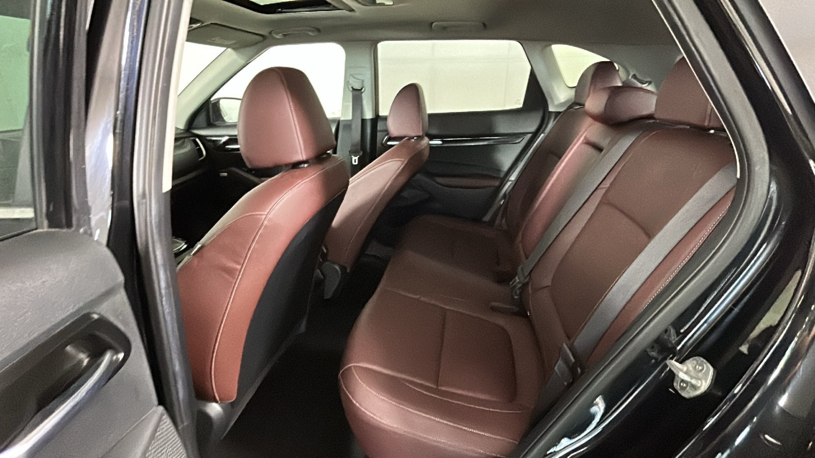 Used 2022 Kia Seltos SX w/ Sunroof Package AWD/4WD image 32