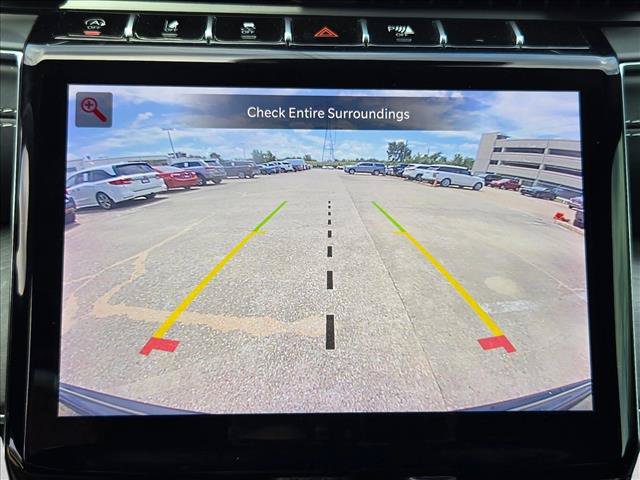 Used 2022 Jeep Grand Cherokee Overland w/ Luxury Tech Group IV AWD/4WD image 16