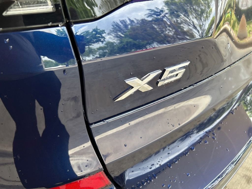 Used 2024 BMW X5 xDrive40i w/ M Sport Package image 18