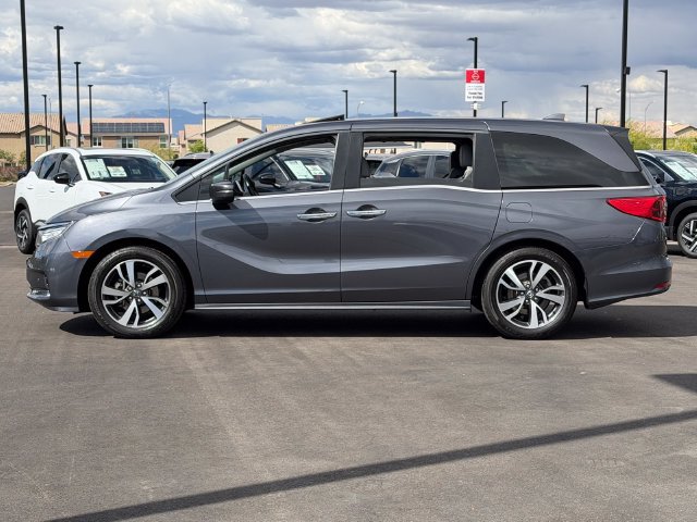 Used 2022 Honda Odyssey Touring image 2