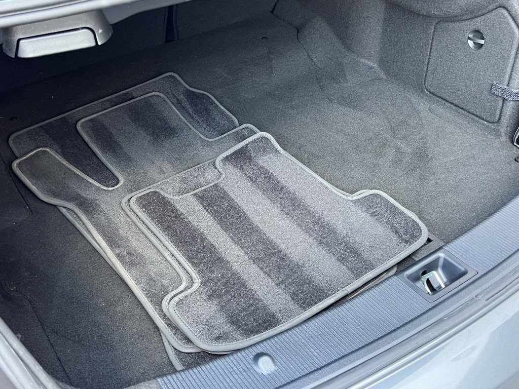 Used 2017 Mercedes-Benz E 400 4MATIC Coupe image 18