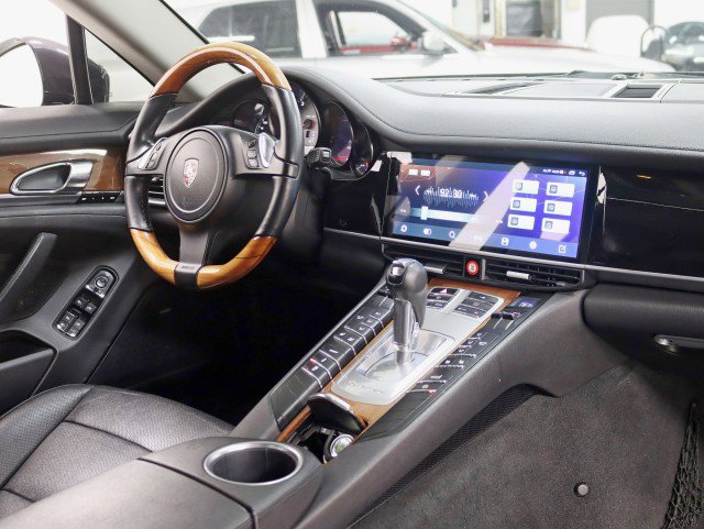 Used 2011 Porsche Panamera S image 29