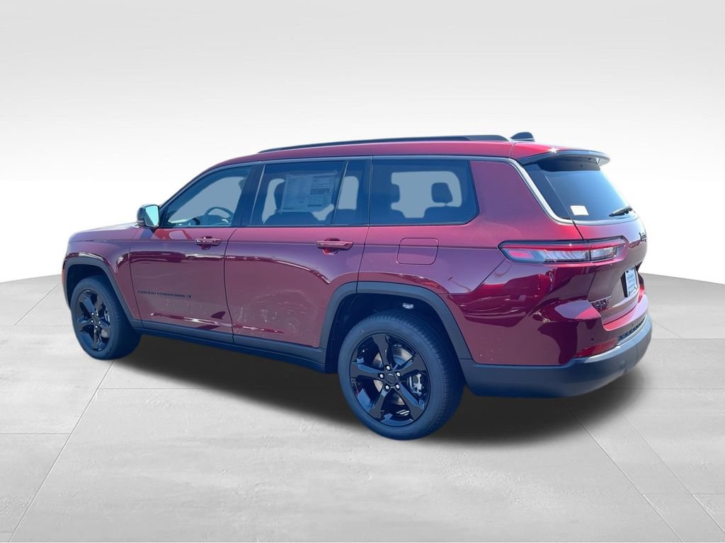 New 2026 Jeep Grand Cherokee L Limited w/ Limited Altitude Package AWD/4WD image 6