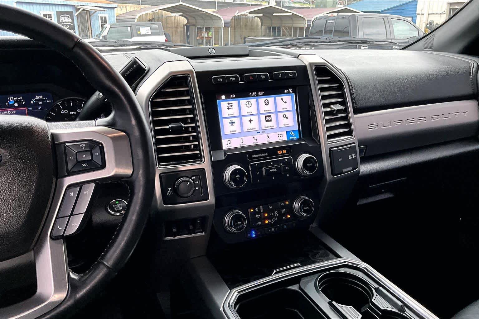 Used 2019 Ford F350 Platinum w/ Platinum Ultimate Package AWD/4WD image 7