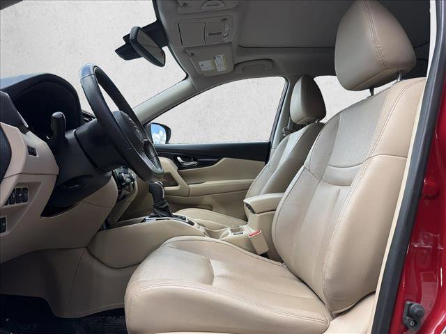Used 2017 Nissan Rogue SL w/ SL Premium Package AWD/4WD image 11