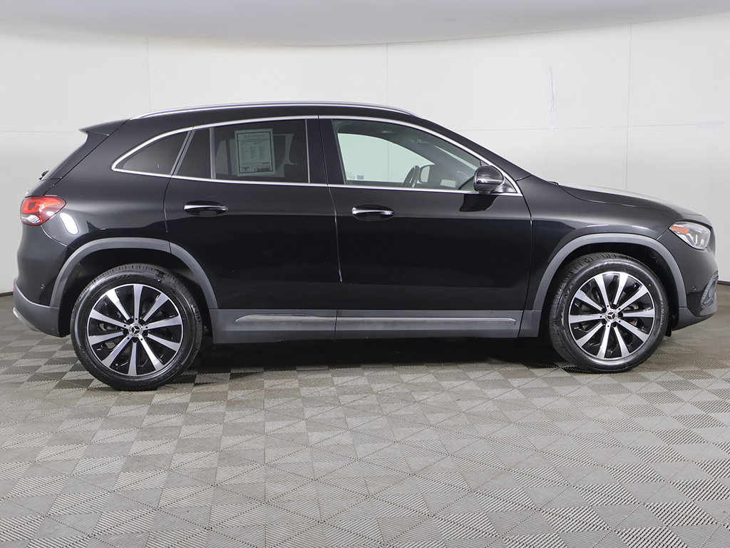 Used 2023 Mercedes-Benz GLA 250 4MATIC w/ Premium Package image 15