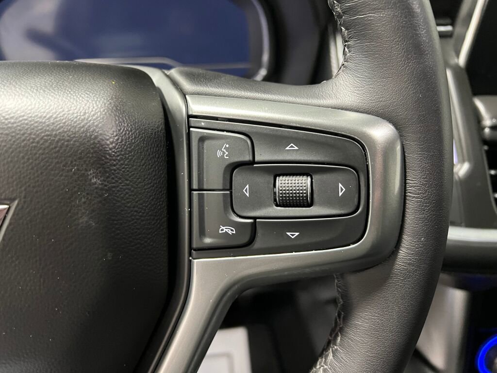 Used 2022 Chevrolet Tahoe LT w/ Luxury Package image 13