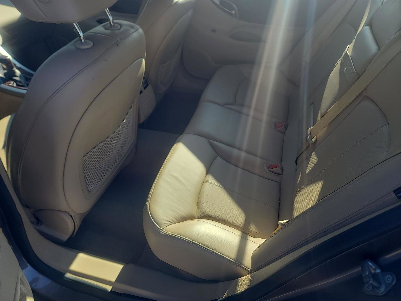 Used 2010 Buick LaCrosse CXL w/ Luxury Package FWD image 11