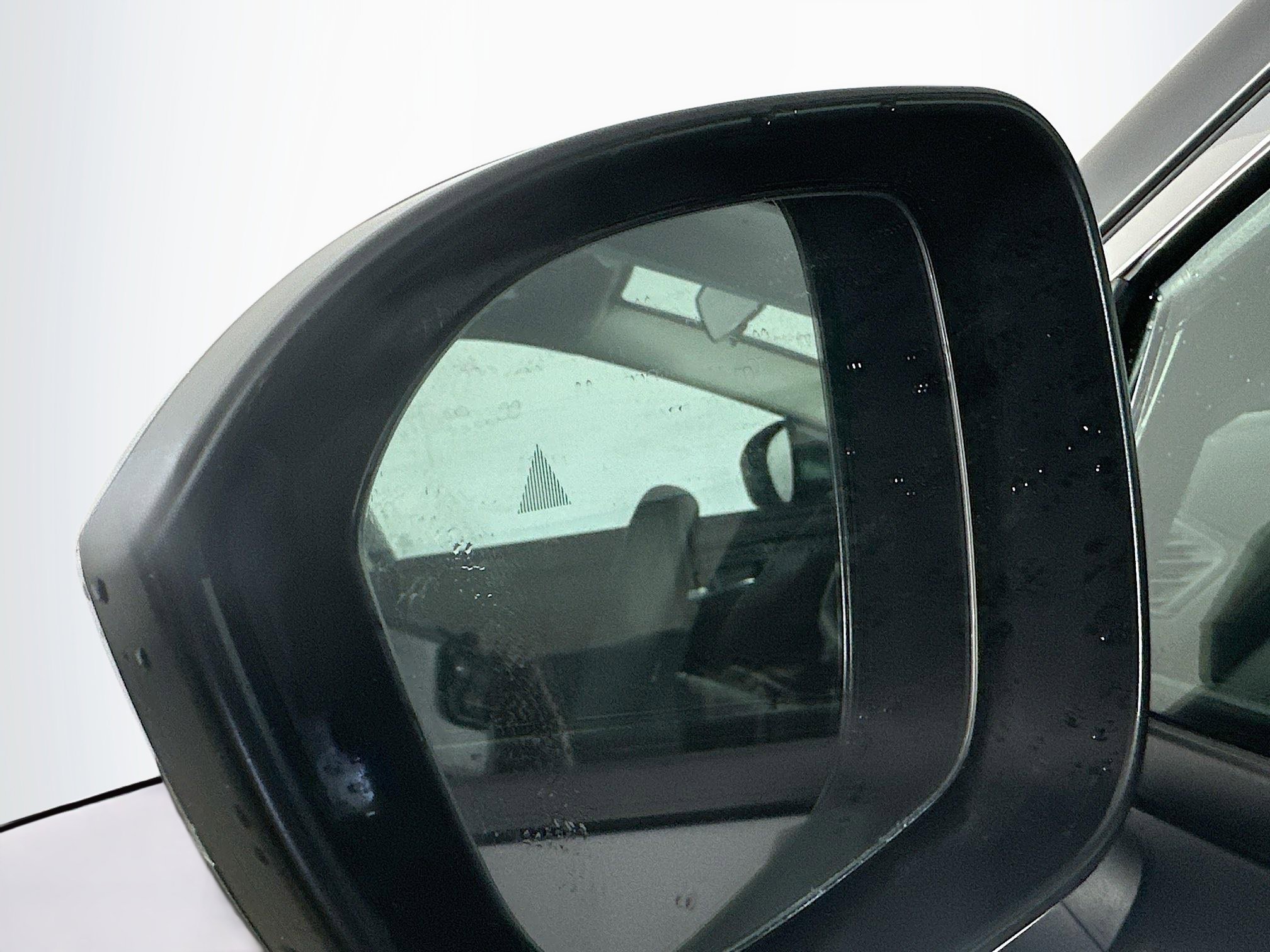 Used 2024 Nissan Rogue SV image 16