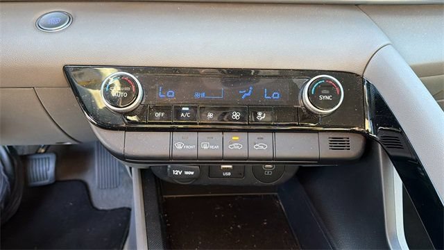 Used 2025 Hyundai Elantra Hybrid FWD image 25