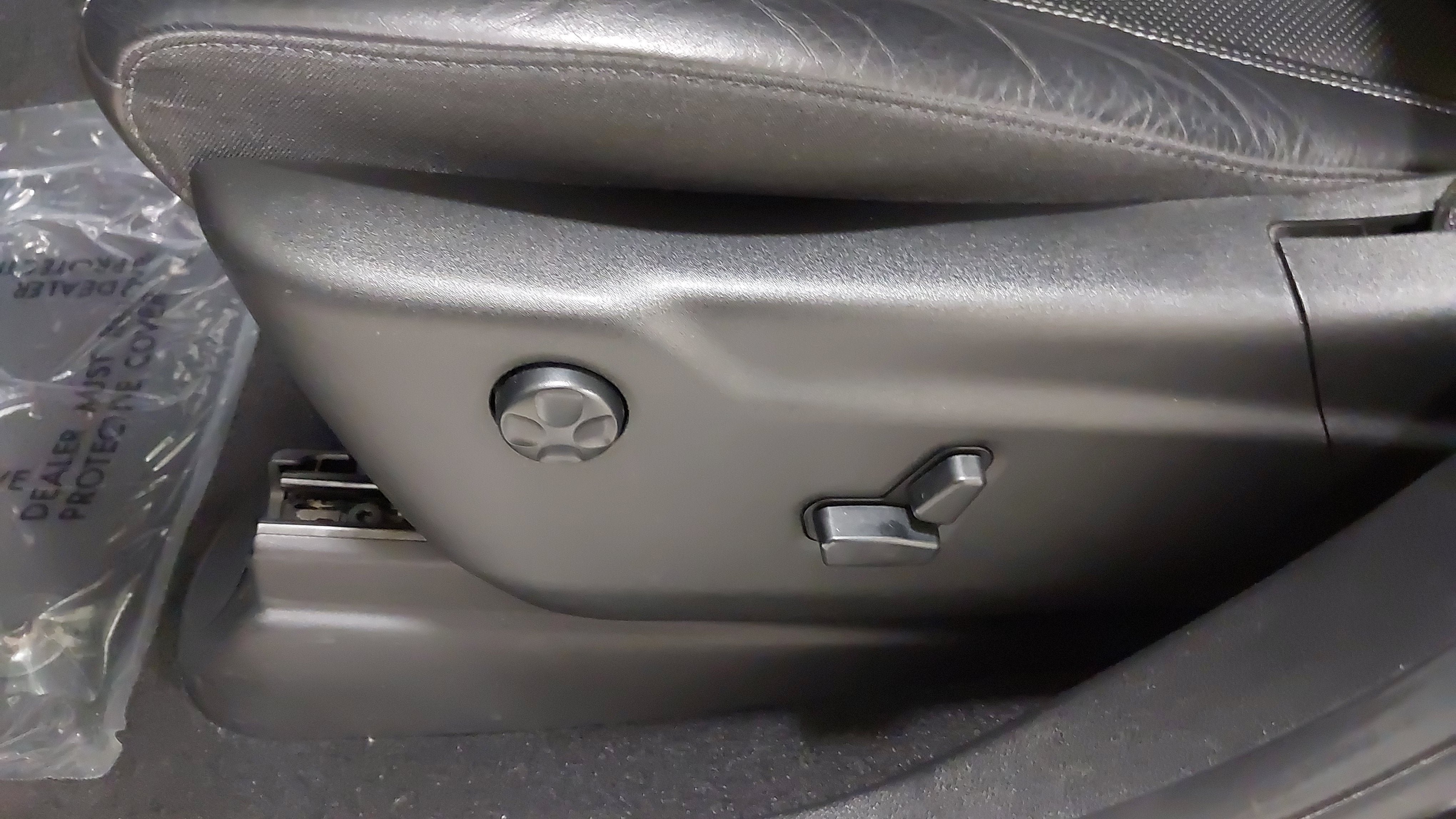 Used 2019 Dodge Durango R/T w/ Technology Group AWD/4WD image 37