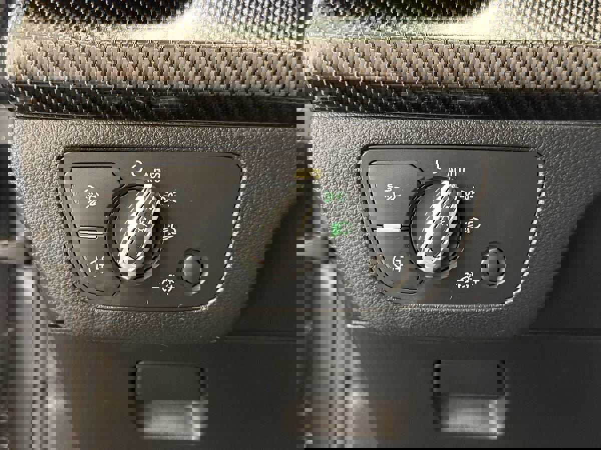 Used 2023 Audi SQ5 Premium Plus w/ Premium Plus Package image 25