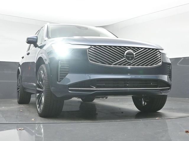 New 2026 Volvo XC90 B6 Ultra w/ Protection Package image 39