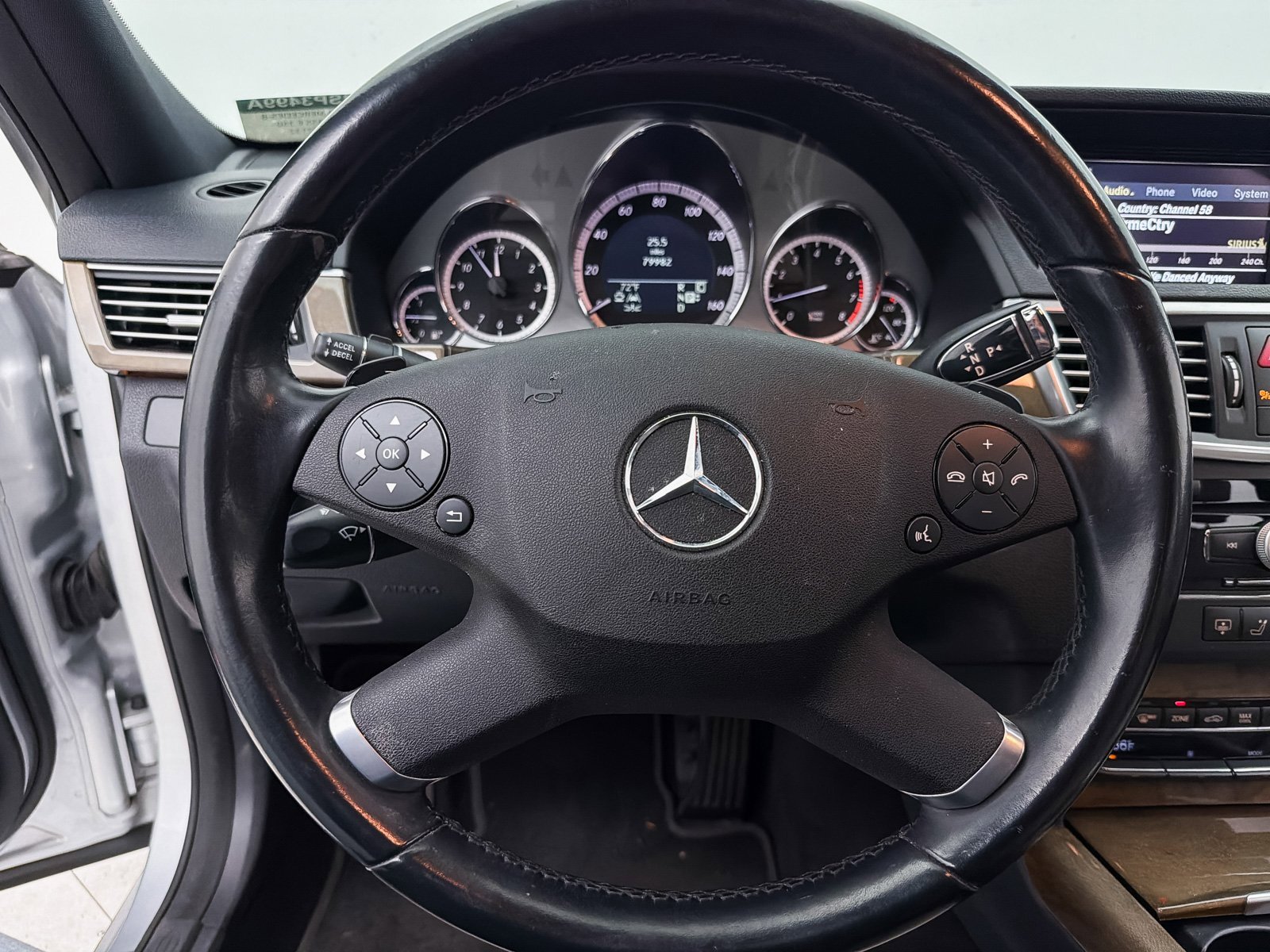 Used 2010 Mercedes-Benz E 350 Sedan image 5