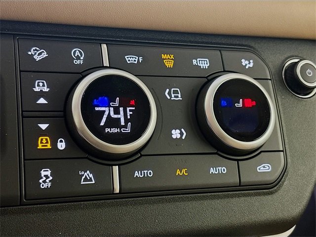 Used 2025 Land Rover Defender 110 S image 23