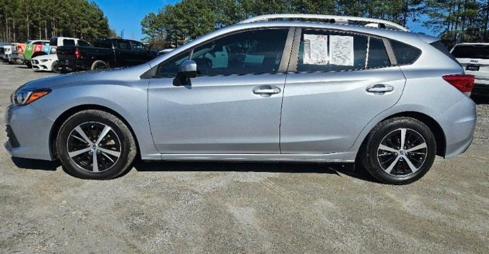 Used 2023 Subaru Impreza Premium image 3