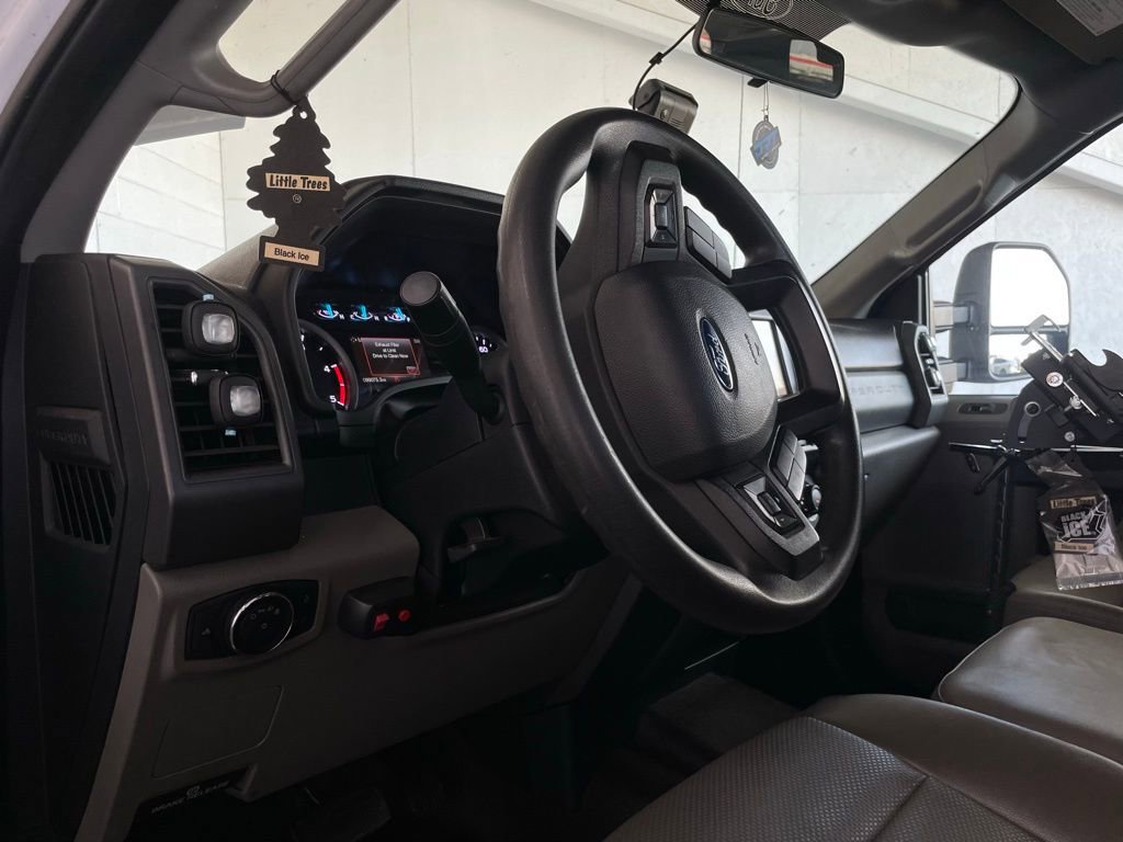 Used 2019 Ford F350 XL w/ STX Appearance Package AWD/4WD image 18