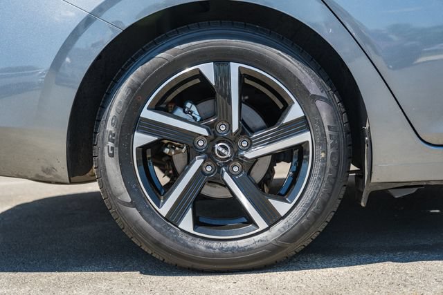 Used 2024 Nissan Sentra SV FWD image 20
