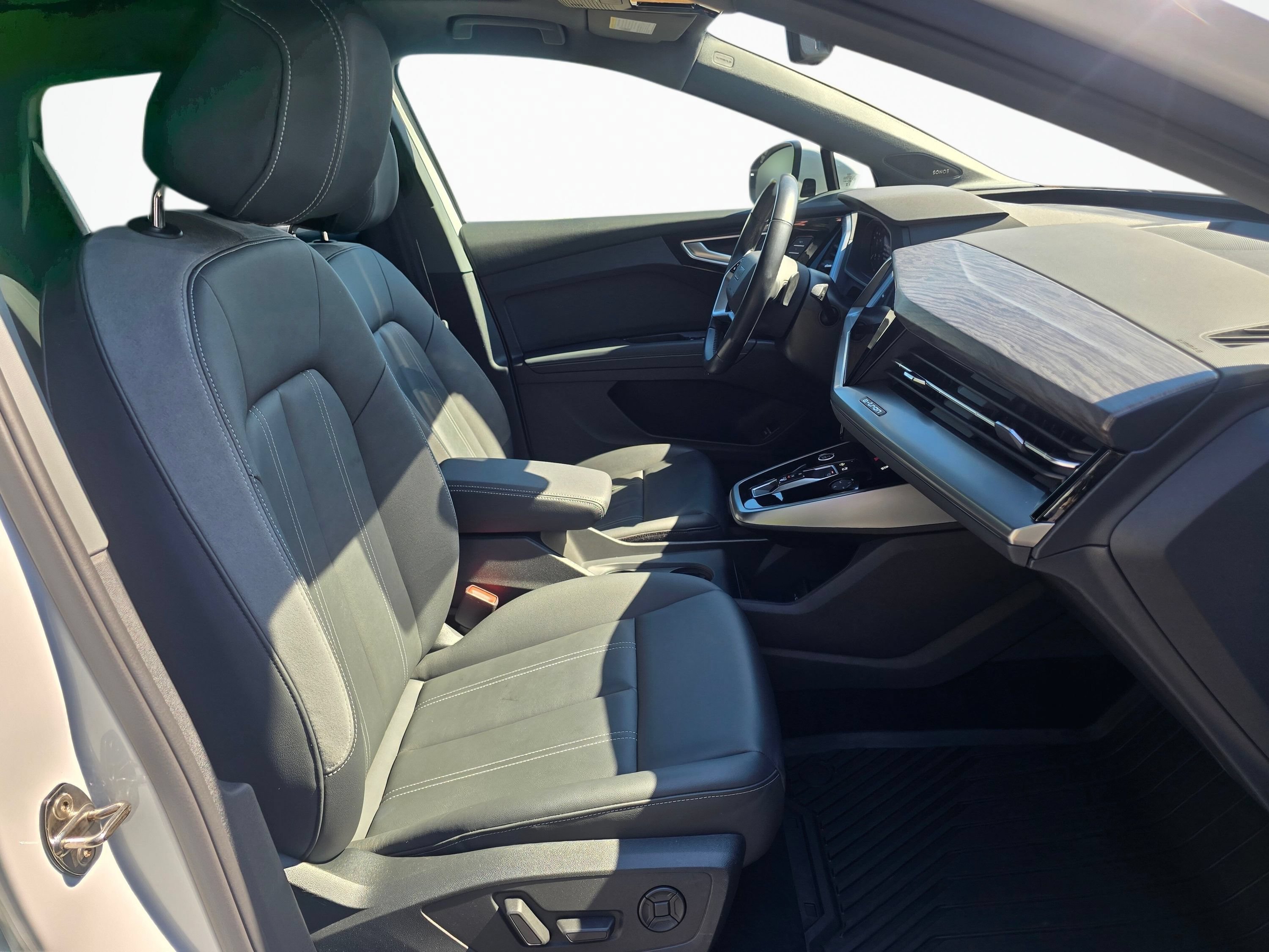 Used 2023 Audi Q4 e-tron Premium Plus AWD/4WD image 26