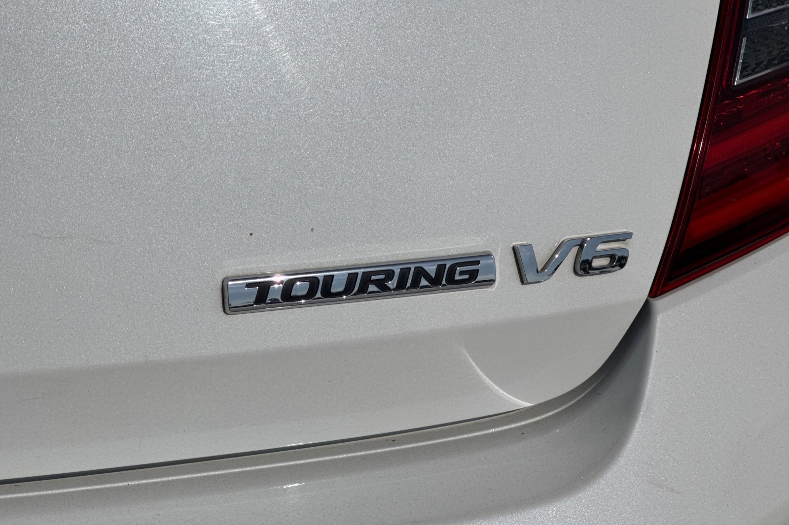 Used 2016 Honda Accord Touring image 28