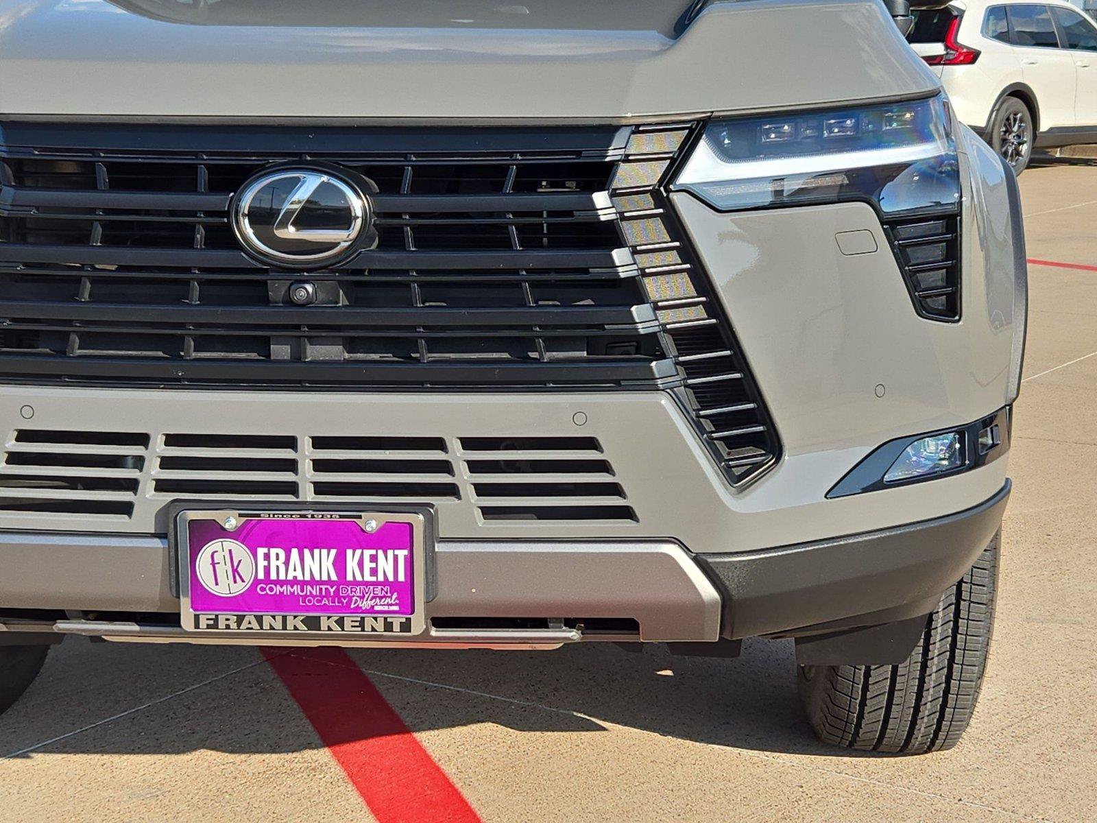 Used 2025 Lexus GX 550 AWD/4WD image 6