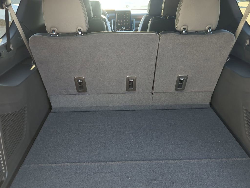 New 2026 GMC Yukon XL Denali AWD/4WD image 24