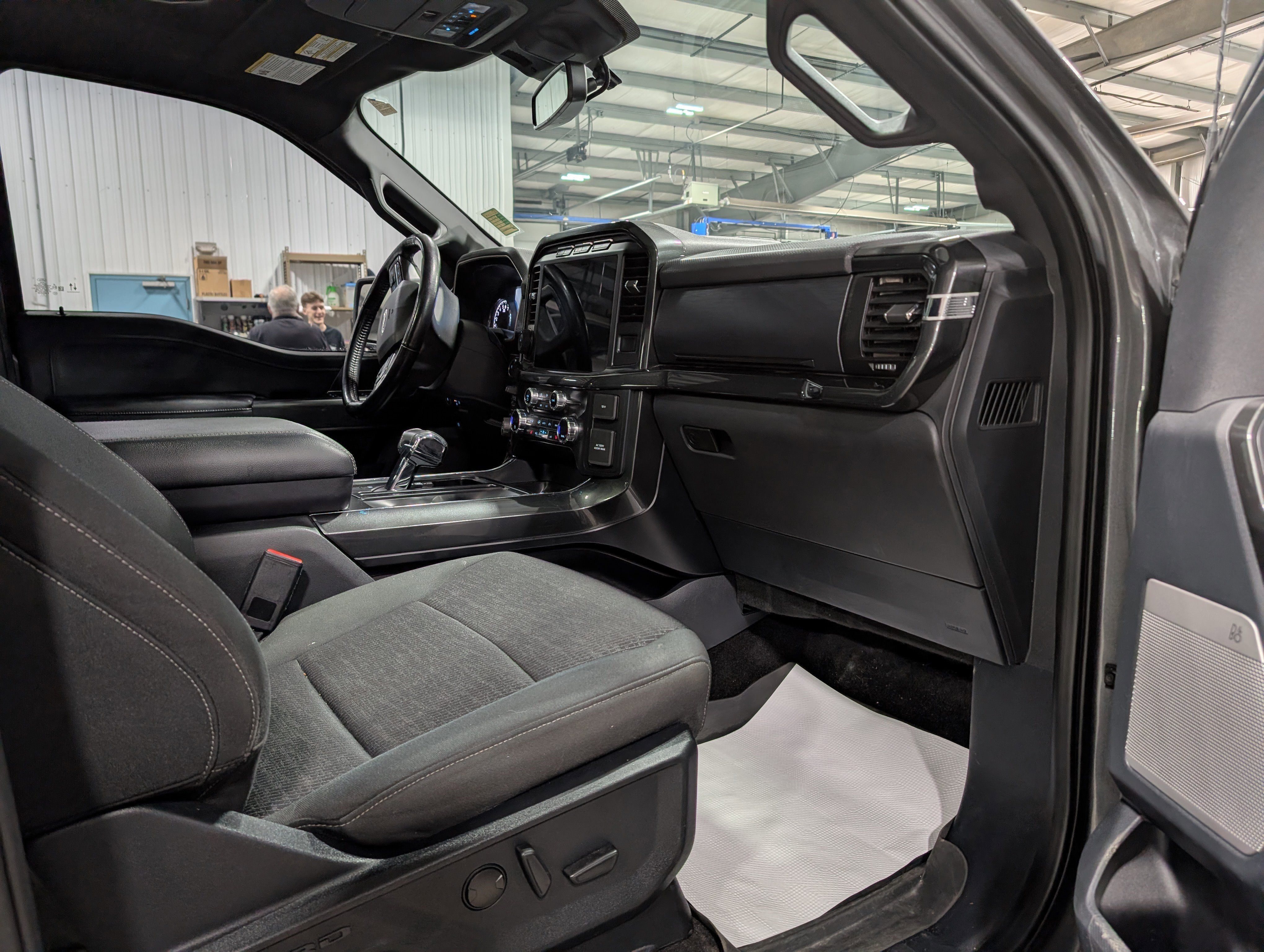 Used 2021 Ford F150 XLT w/ Equipment Group 302A High image 15