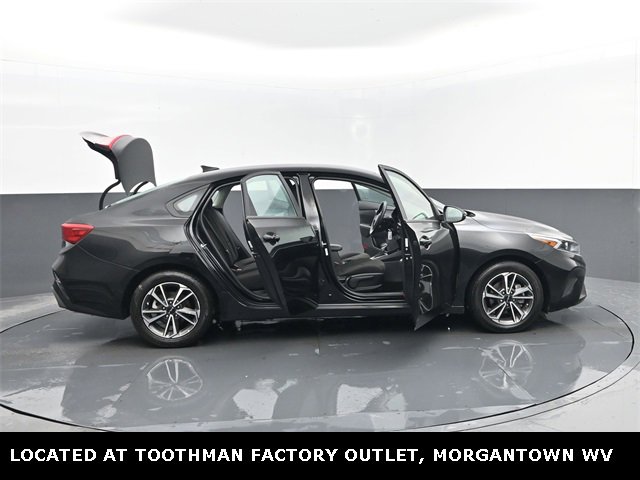 Used 2023 Kia Forte LXS w/ LXS Technology Package image 27