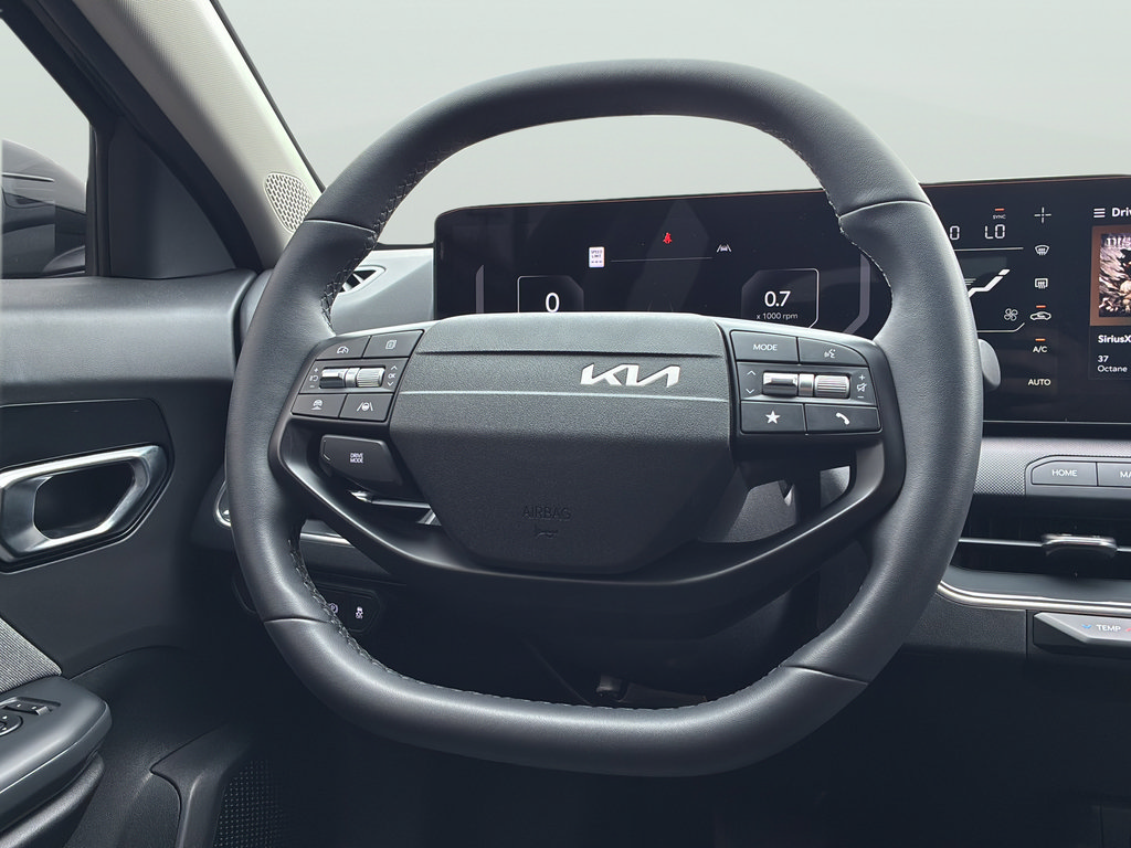 Certified 2025 Kia K4 EX FWD image 18