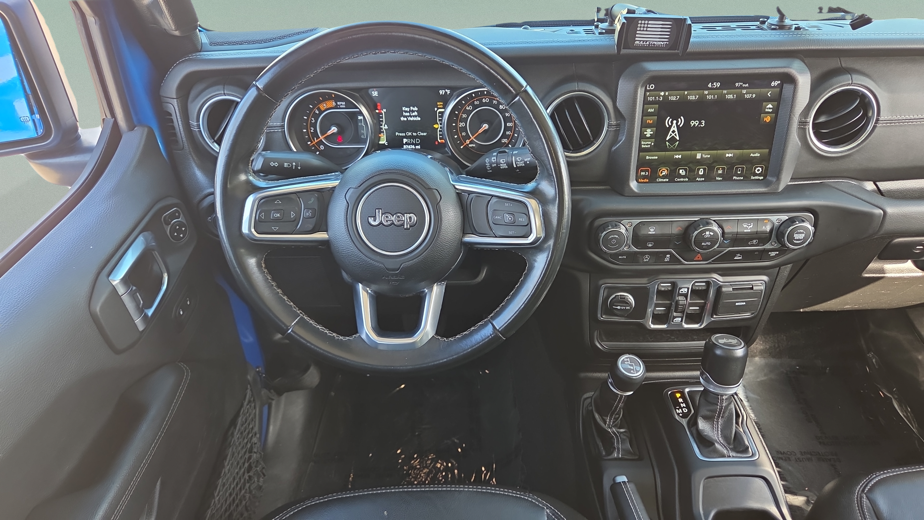 Used 2022 Jeep Wrangler Unlimited Sahara w/ LED Lighting Group AWD/4WD image 12