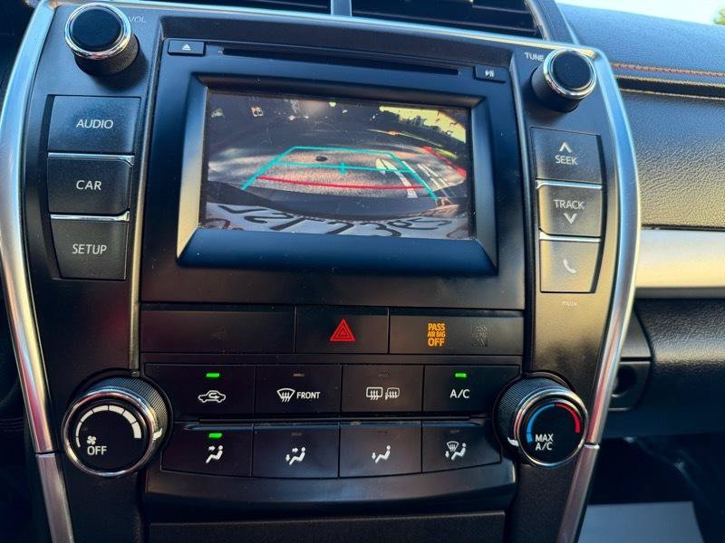 Used 2016 Toyota Camry SE FWD image 89