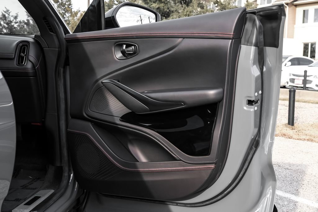 Used 2024 Aston Martin DBX 707 image 50