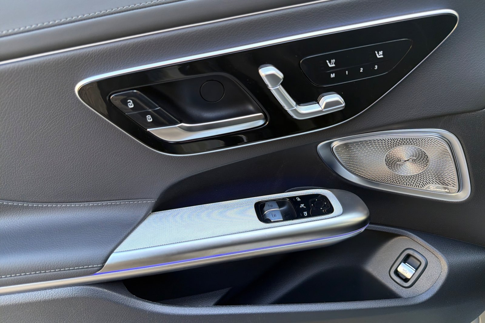 New 2026 Mercedes-Benz CLE 300 4MATIC Coupe image 10