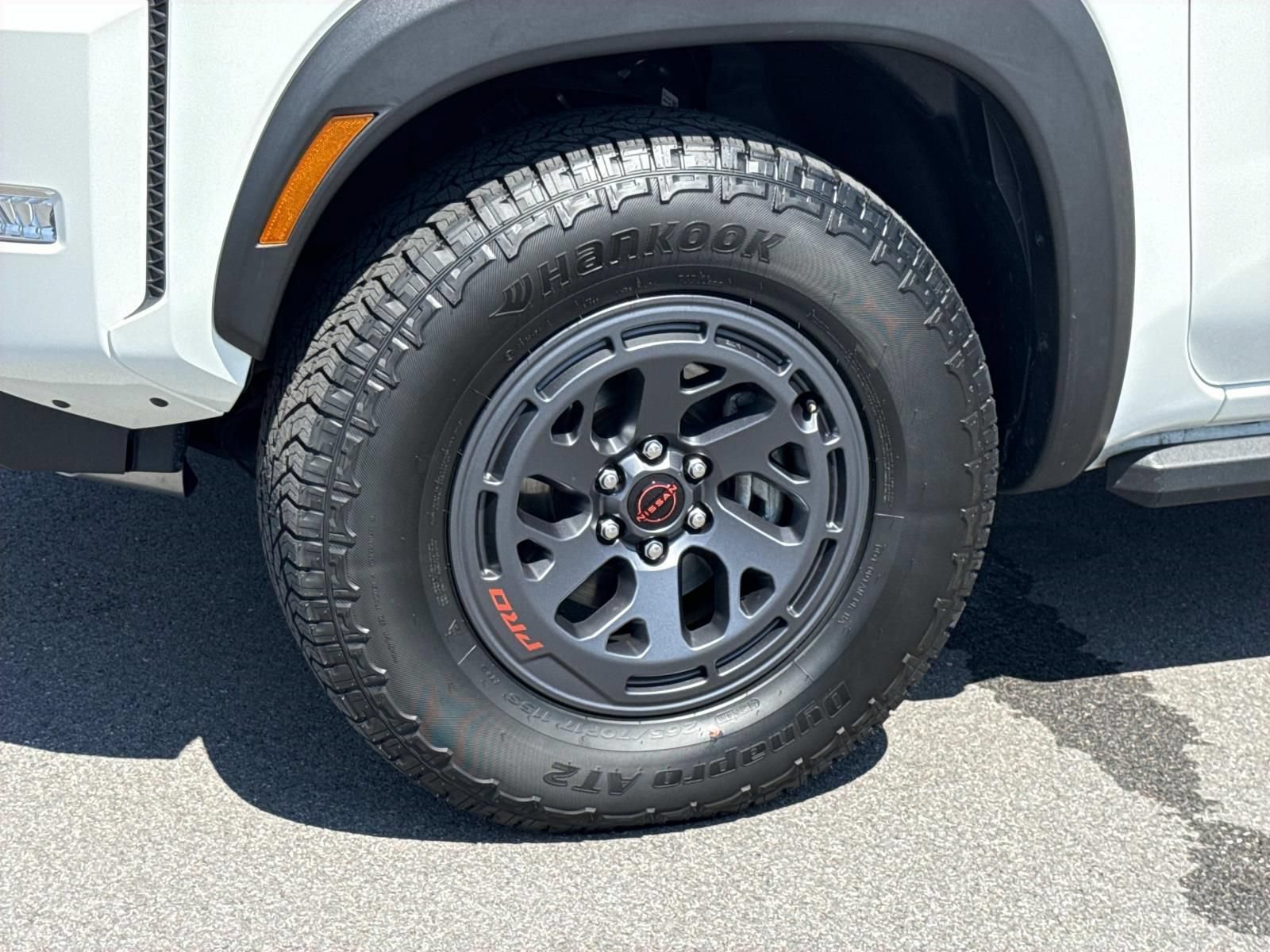Used 2022 Nissan Frontier PRO-4X AWD/4WD image 7