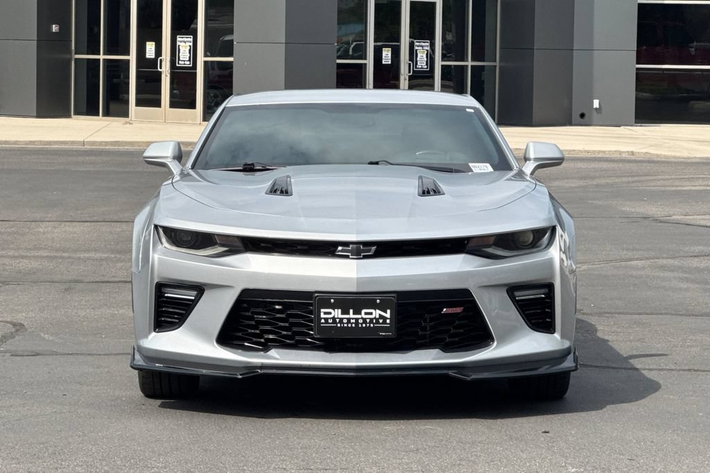 Used 2018 Chevrolet Camaro SS RWD image 12