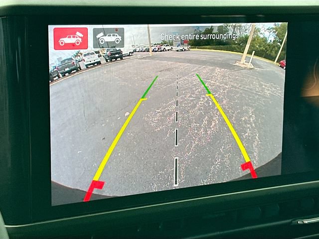 Used 2024 Jeep Wrangler Unlimited Rubicon AWD/4WD image 15
