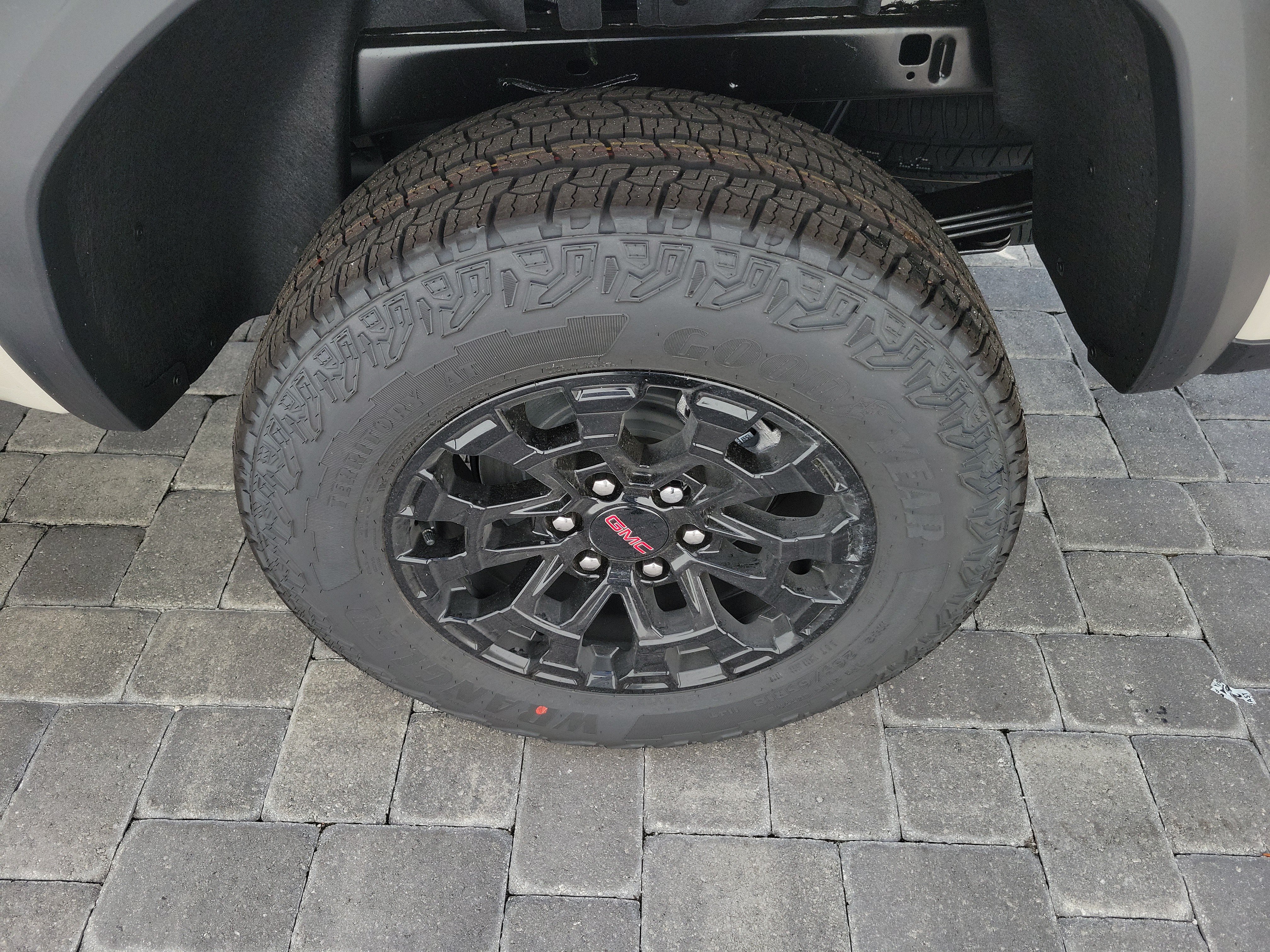 New 2026 GMC Canyon Elevation w/ Convenience Package RWD image 10
