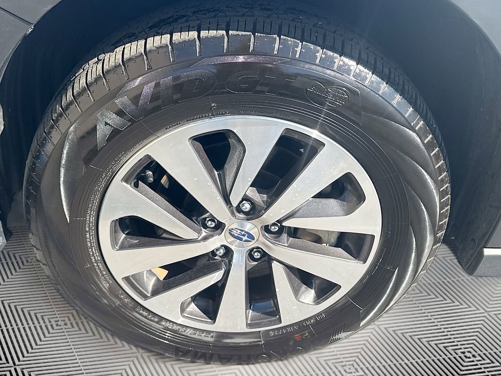 Certified 2025 Subaru Outback Premium AWD/4WD image 30