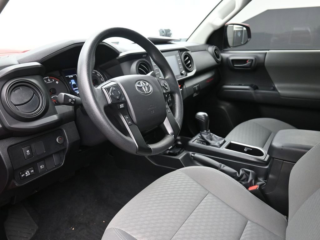 Used 2022 Toyota Tacoma SR AWD/4WD image 18