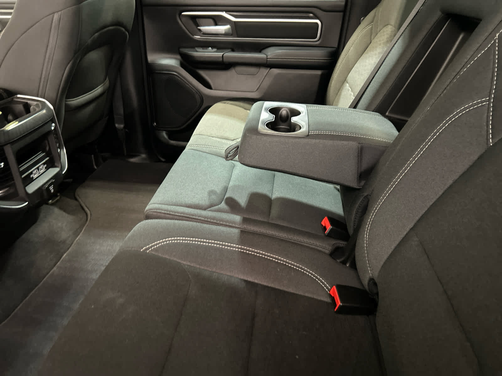 Used 2025 RAM 1500 Big Horn AWD/4WD image 10