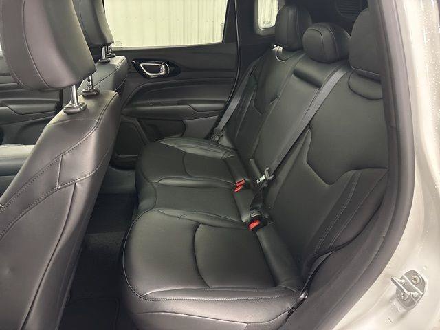 Used 2026 Jeep Compass Limited w/ Sun, Sound & Navigation Group AWD/4WD image 20