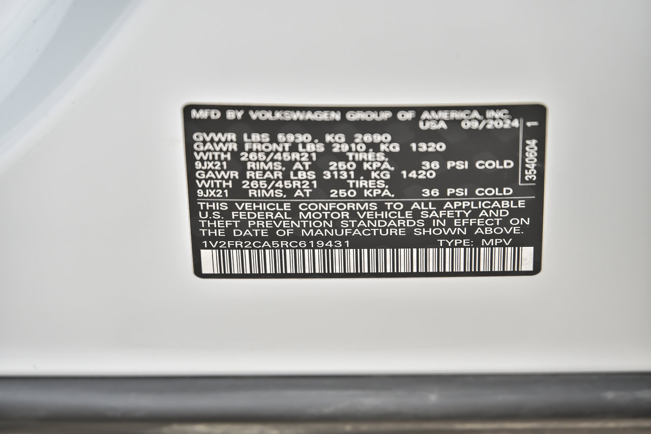 Used 2024 Volkswagen Atlas SEL Premium R-Line AWD/4WD image 31