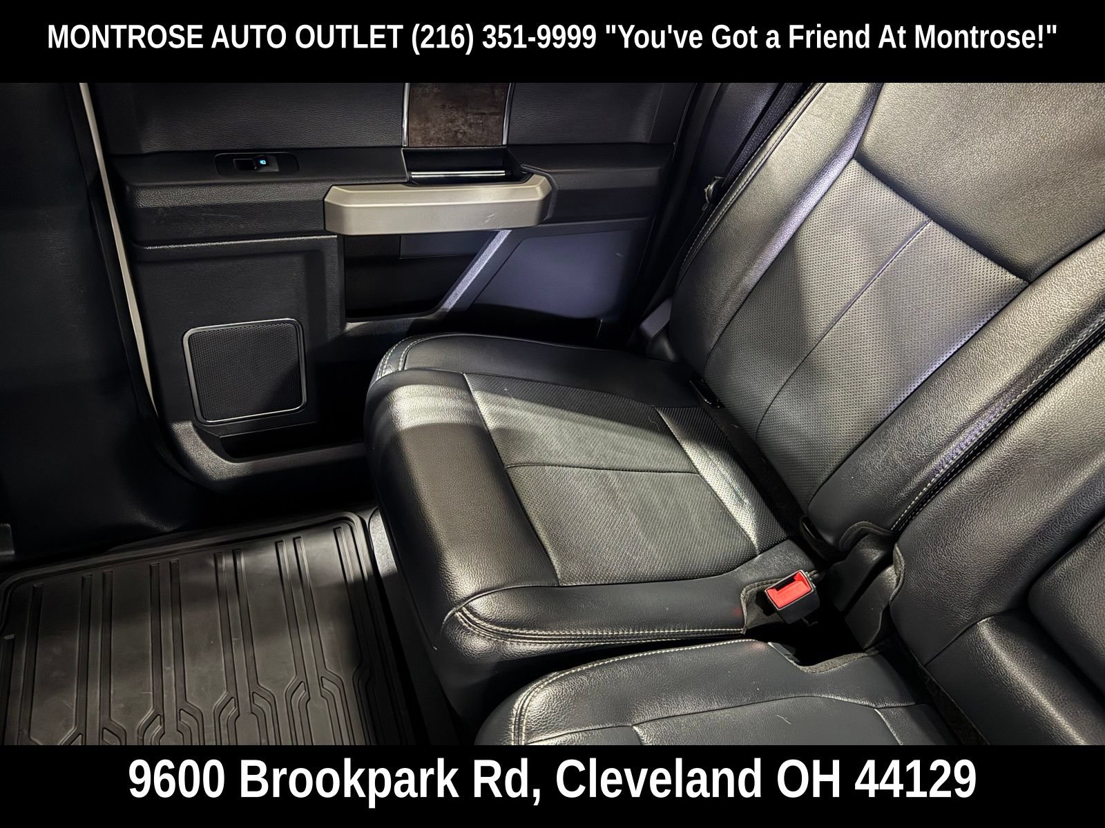 Used 2022 Ford F250 Lariat w/ Black Appearance Package AWD/4WD image 31